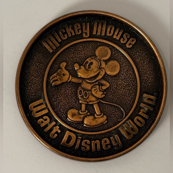 Vintage Bronze Walt Disney World Mickey Mouse Coaster Made In Canada - Picture 1 of 3